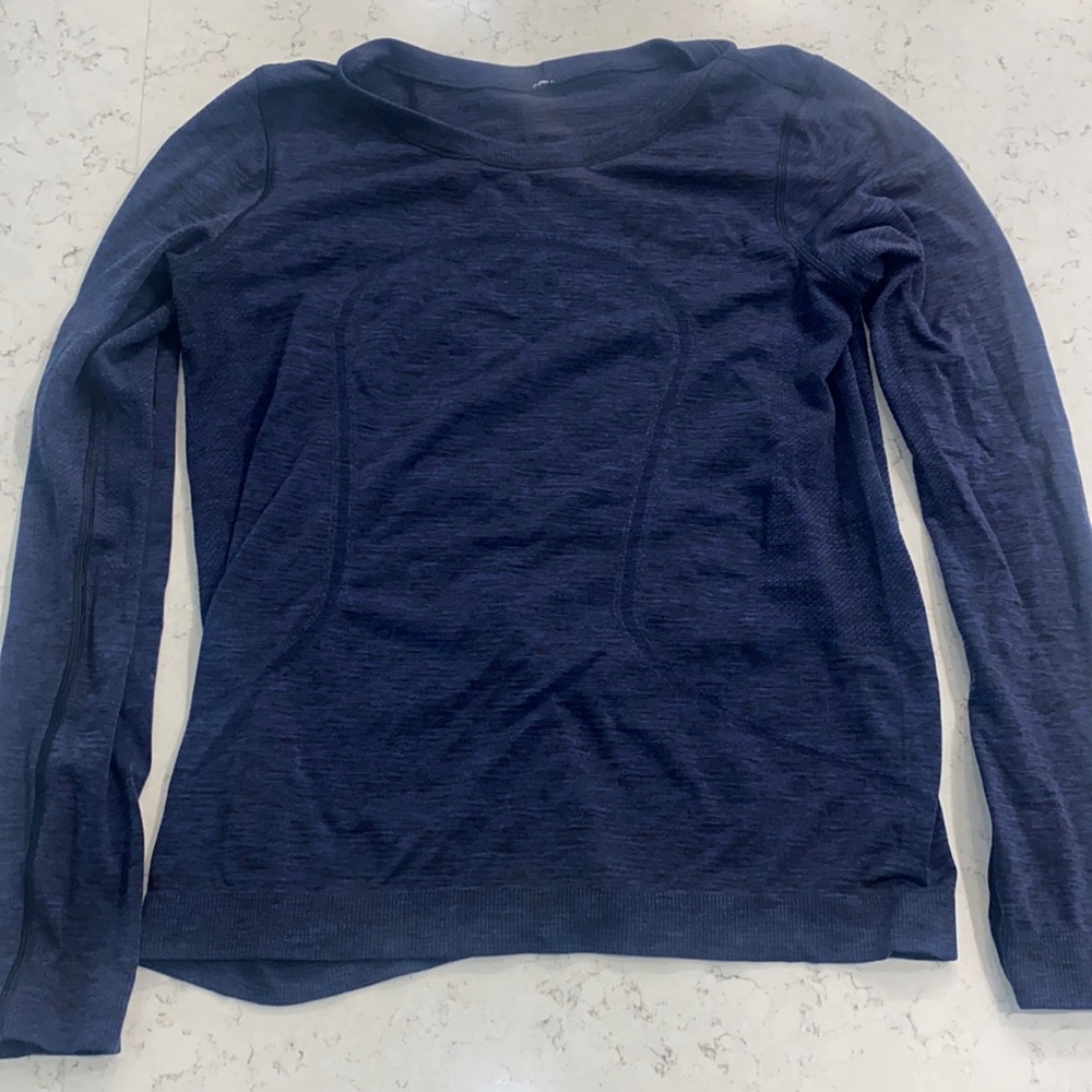 NAVY LULULEMON SWIFTLY TECH BREEZE